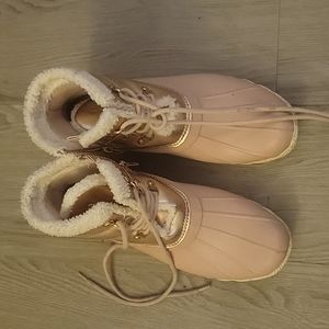Sperry winter boots